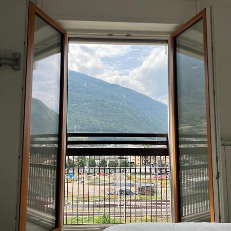 Dreamers Apartment 蒂拉诺 外观 照片