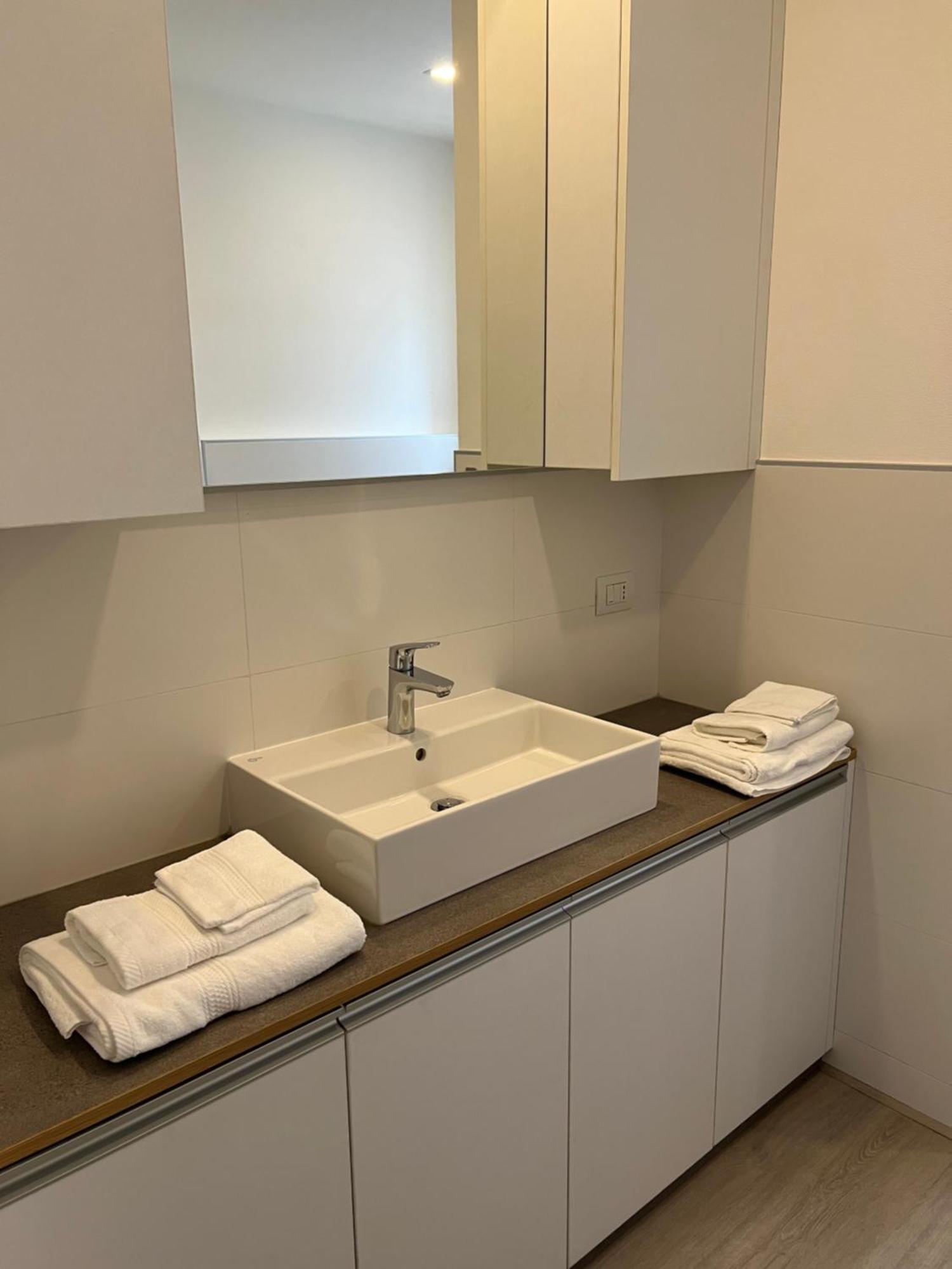 Dreamers Apartment 蒂拉诺 外观 照片